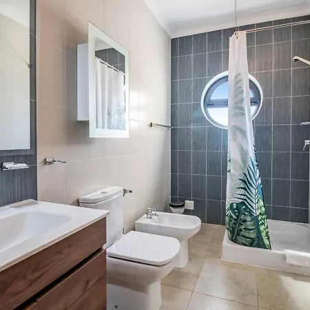 Casa Clara Sun, And Pool * Lagos