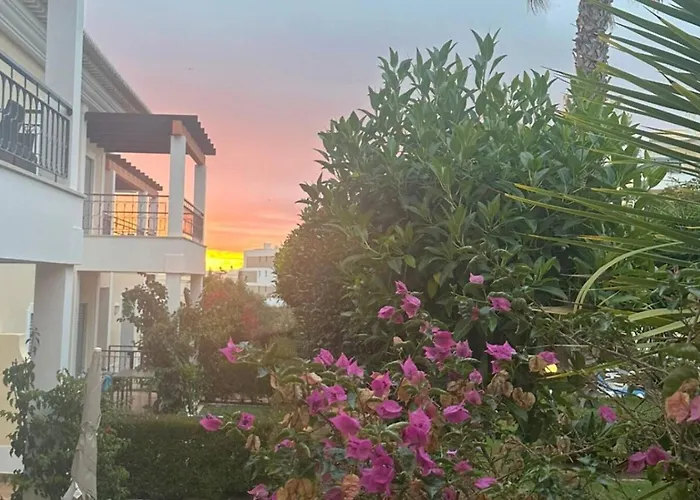 Casa Clara Sun, And Pool דירה לאגוּ‏ש